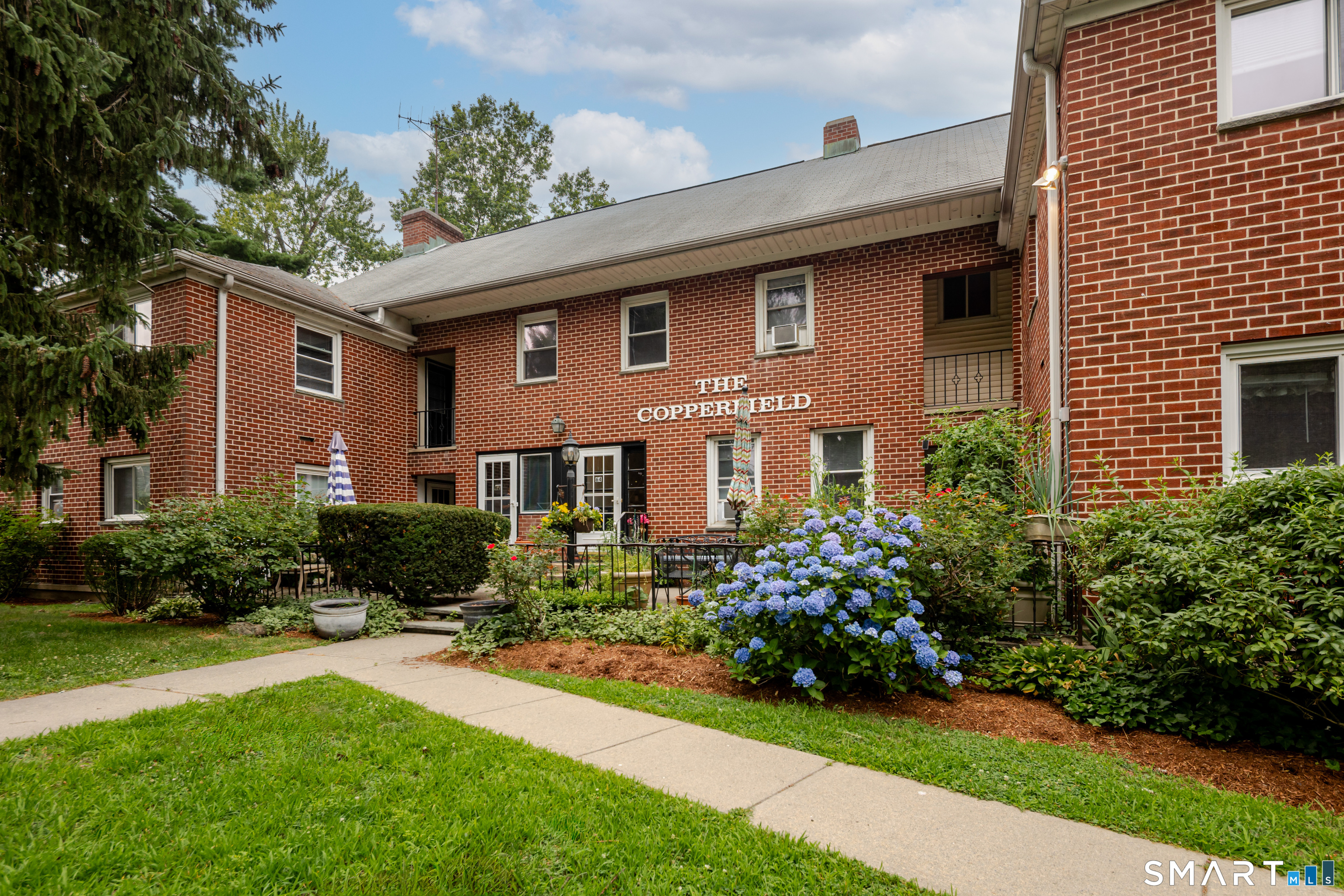 64 Maple Tree Avenue, 2, Stamford, CT 06906 | For Sale at $475,000