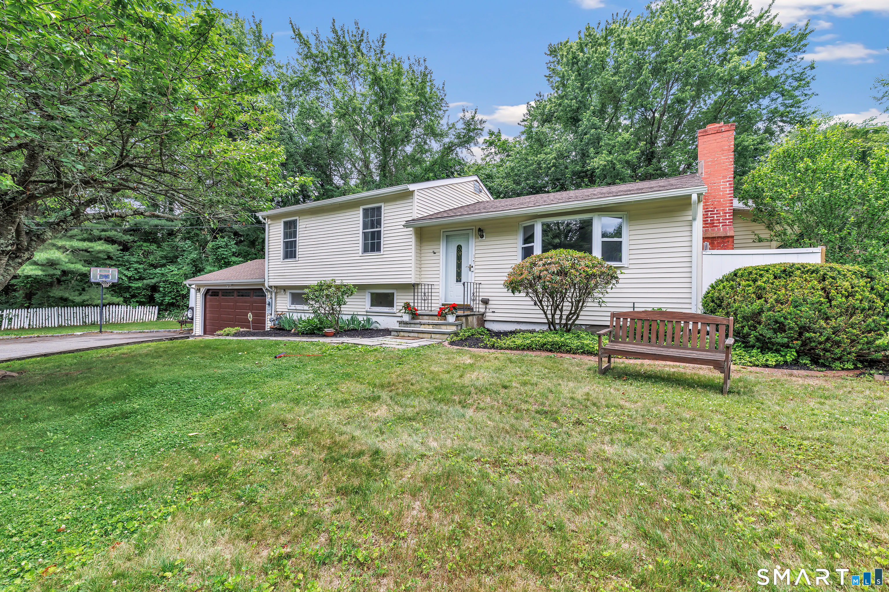 17 Woodlawn Road, Monroe, CT 06468 | For Sale at $575,000
