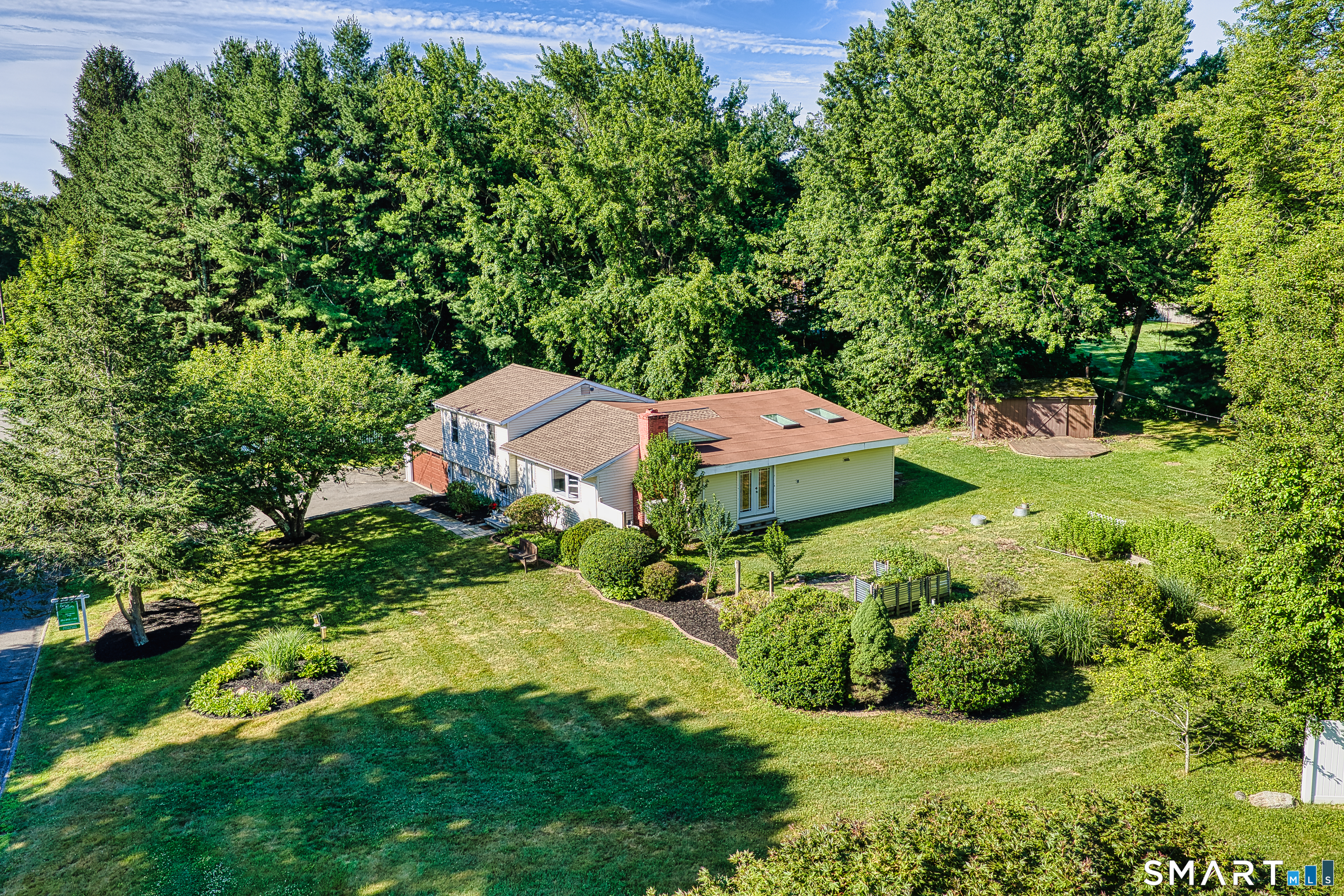 17 Woodlawn Road, Monroe, CT 06468 | For Sale at $559,000