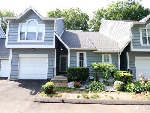  townhouse condo for sale located at 34 Hawley Glen, 34, Stratford, CT 06614