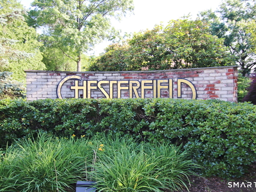  condo home for sale located at 2437 Bedford Street, b1, Stamford, CT 06905