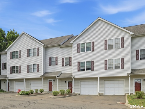  townhouse condo for sale located at 11 Mannions Lane, 8, Danbury, CT 06810