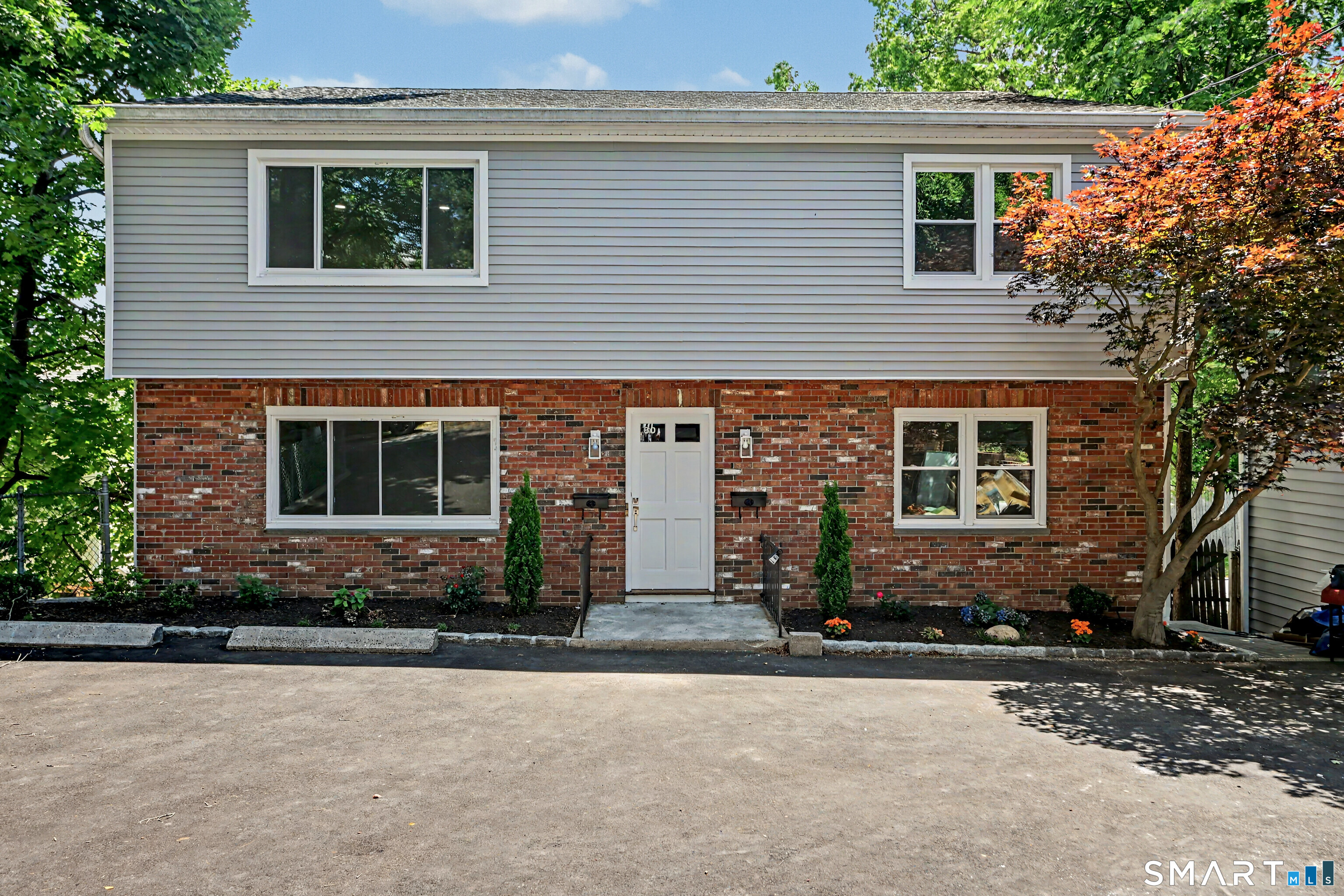 80 Coolidge Avenue, Stamford, CT 06906 | For Sale at $1,299,000