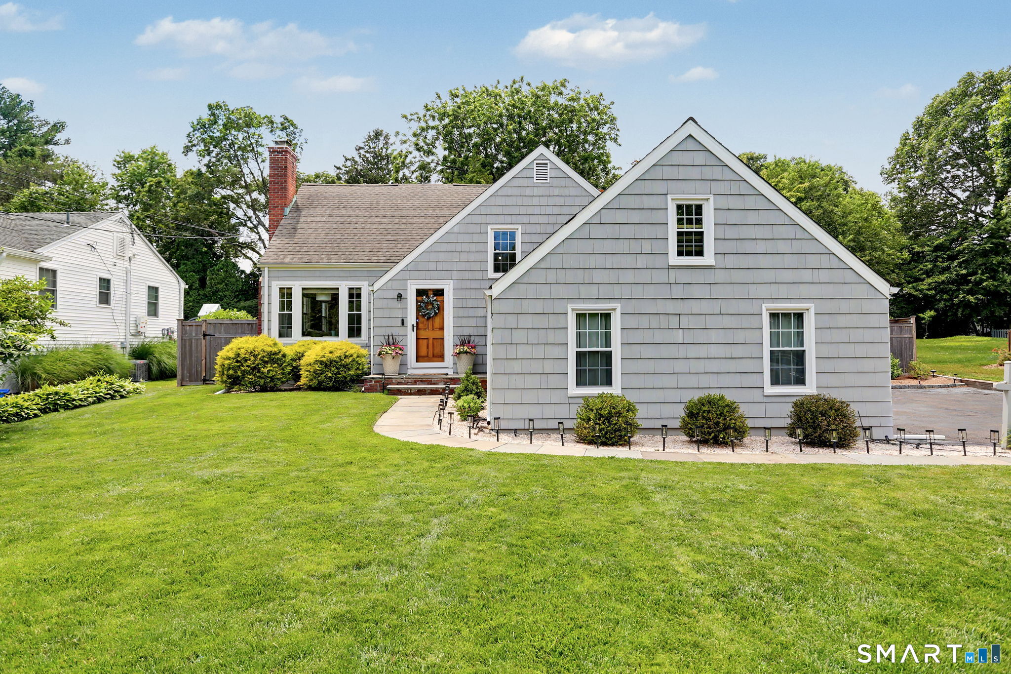 15 Scribner Avenue, Norwalk, CT 06854 | For Sale at $745,000