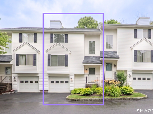  townhouse condo for sale located at 10 South Street, 68, Danbury, CT 06810