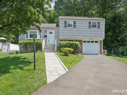  single family home for sale located at 8 Stanwick Circle, Stamford, CT 06905