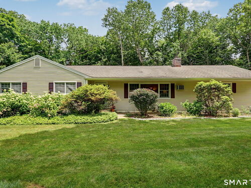 single family home for sale located at 17 Pumpkin Lane, Norwalk, CT 06851