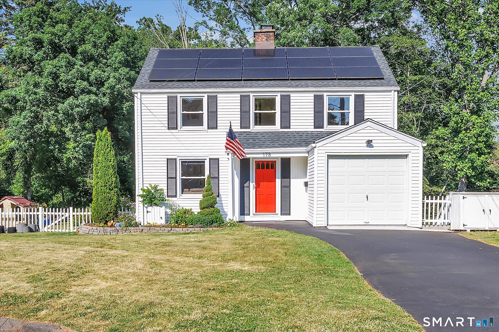 178 Elizabeth Terrace, Stratford, CT 06614 | For Sale at $489,900