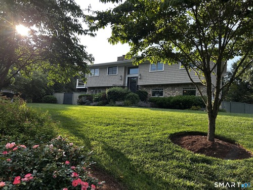  single family home for sale located at 6 Loren Lane, Westport, CT 06880