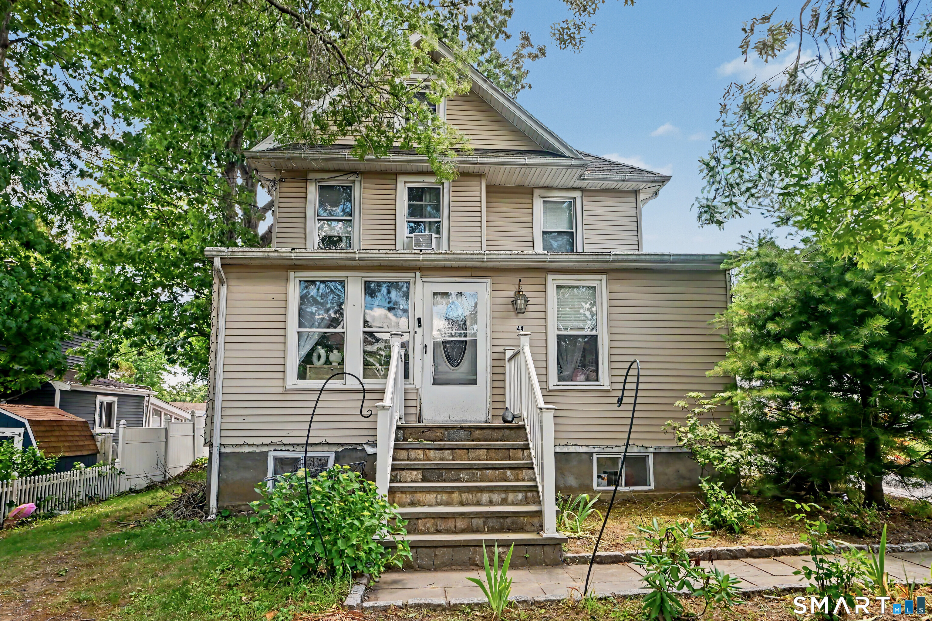 44 Toms Road, Stamford, CT 06902 | For Sale at $849,999