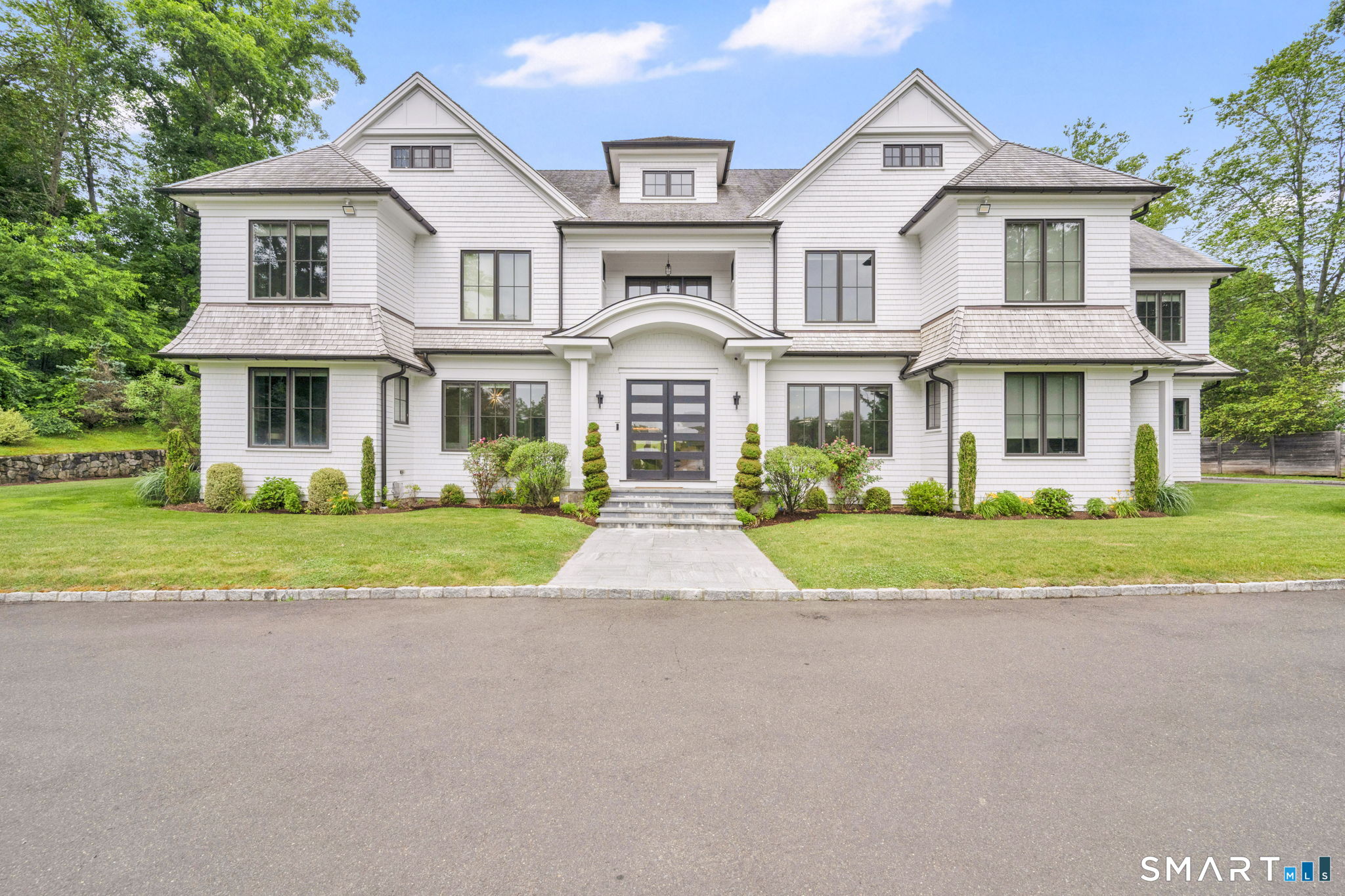 48 Driftway Lane, New Canaan, CT 06840 | For Sale at $6,999,000