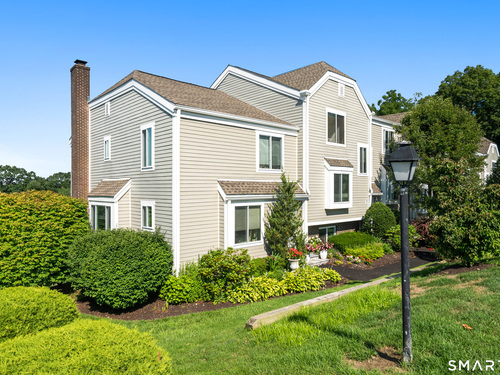  townhouse condo for sale located at 71 Aiken Street, g2, Norwalk, CT 06851