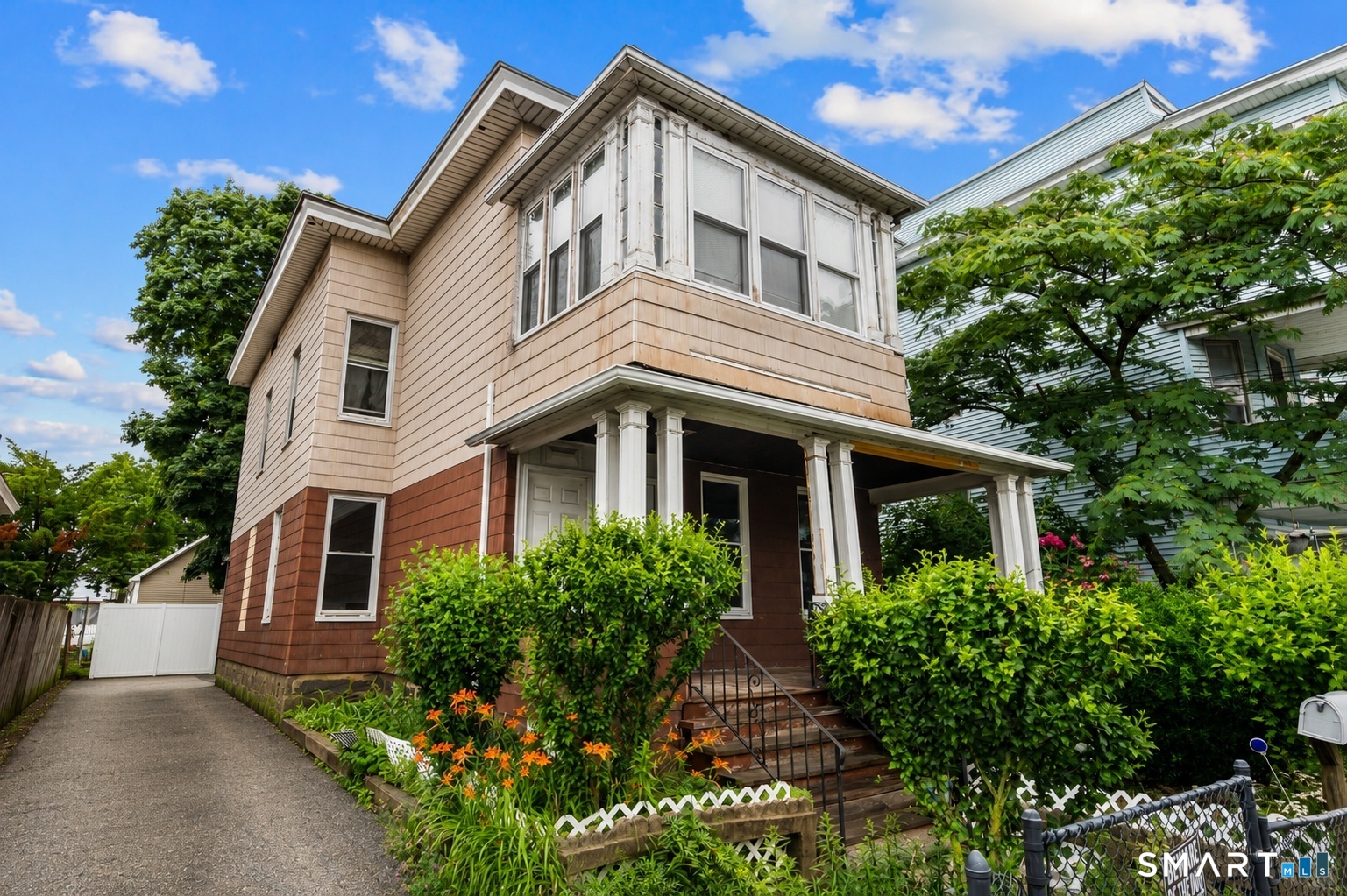 149 Shelton Street, Bridgeport, CT 06608 | For Sale at $455,000