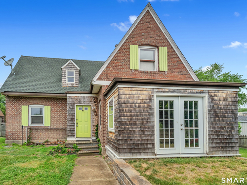  single family home for sale located at 10 Prospect Drive, Stratford, CT 06615