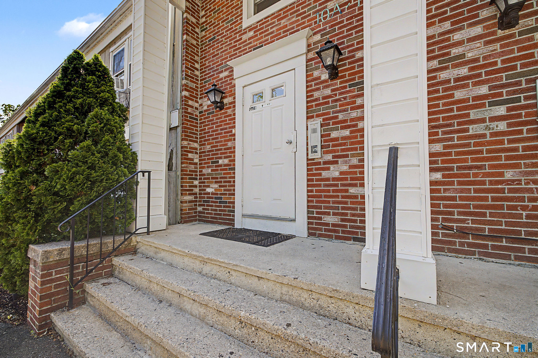 10 Scuppo Road, a10, Danbury, CT 06811 | For Sale at $250,000