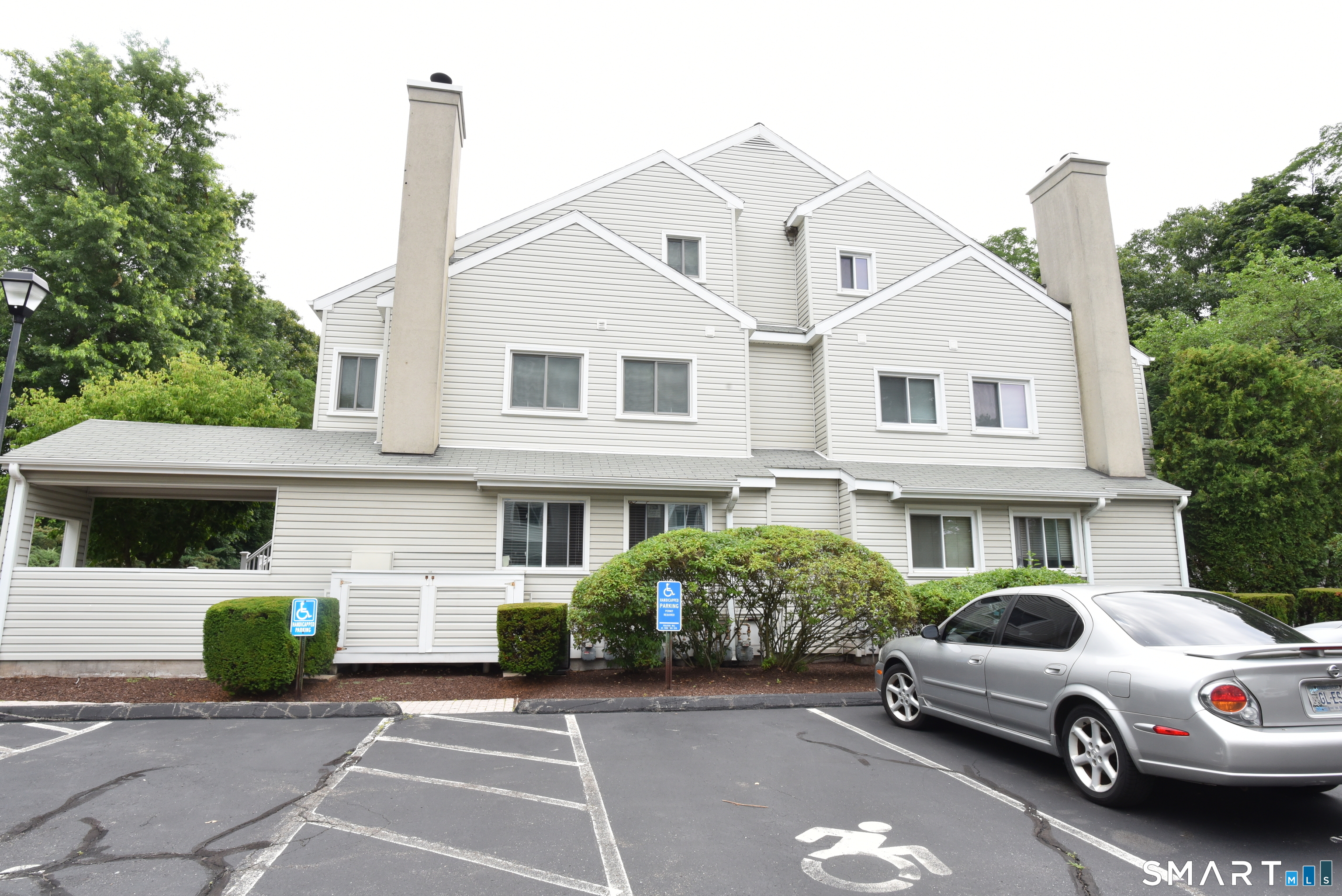 510 East Main Street, 221, Stratford, CT 06614 | For Sale at $359,000