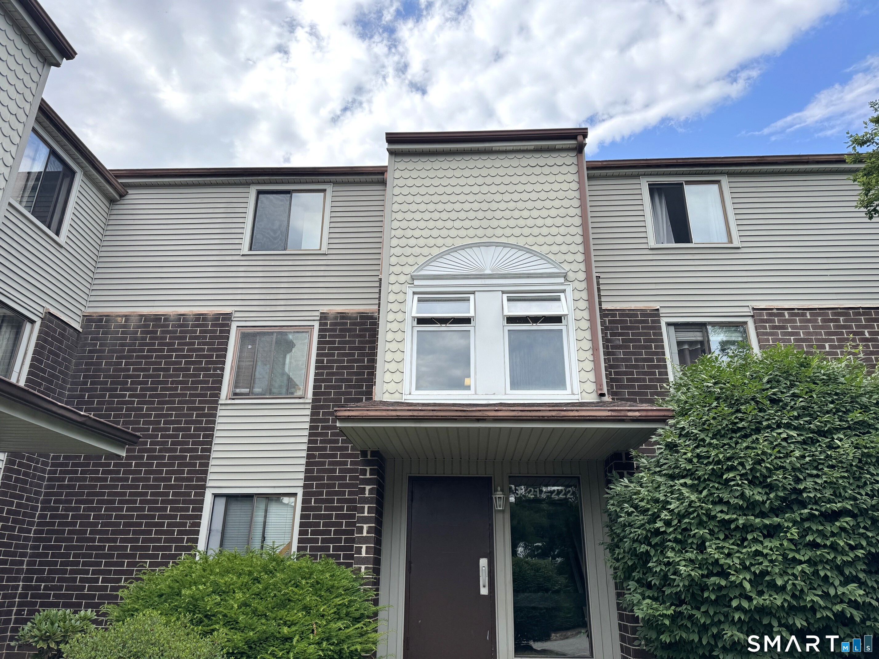 7 Padanaram Road, j221, Danbury, CT 06811 | For Sale at $198,000