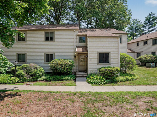  condo home for sale located at 123 Smoke Valley Drive, c, Stratford, CT 06614