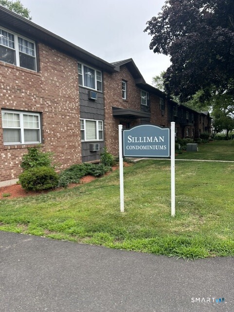 90 Silliman Street, 3b, Fairfield, CT 06824 | For Sale at $329,000