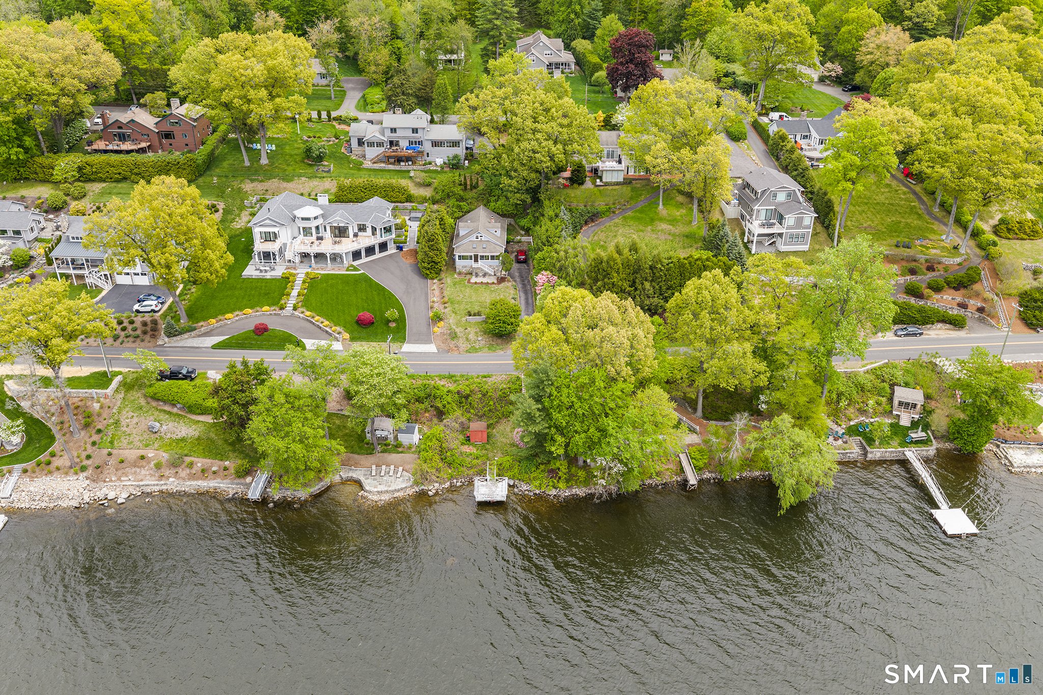 557 Candlewood Lake Road, Brookfield, CT 06804 | For Sale at $799,000