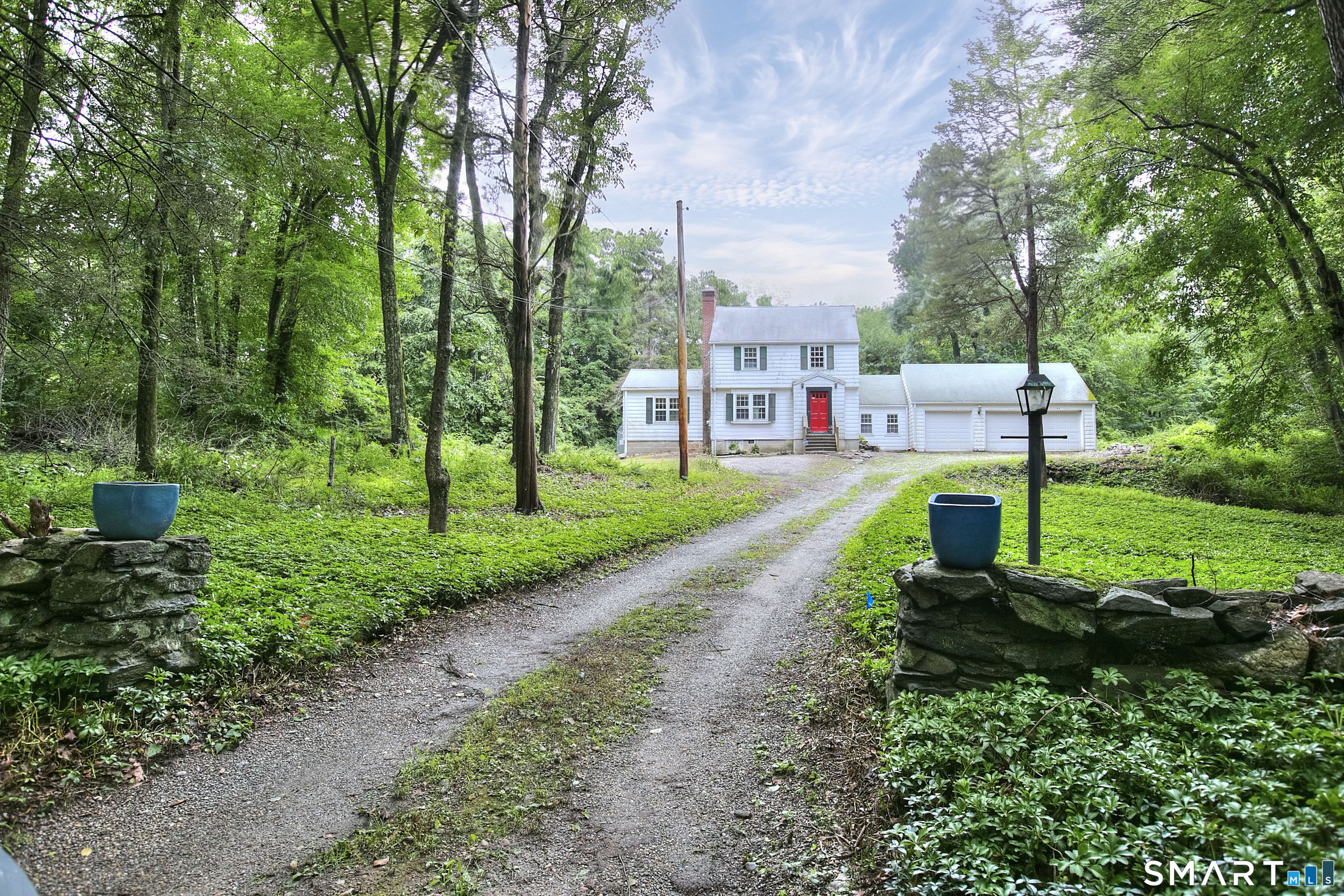 600 Cedar Road, Fairfield, CT 06890 | For Sale at $950,000