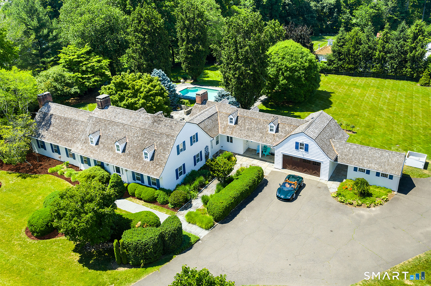420 Morehouse Lane, Fairfield, CT 06890 | For Sale at $3,125,000