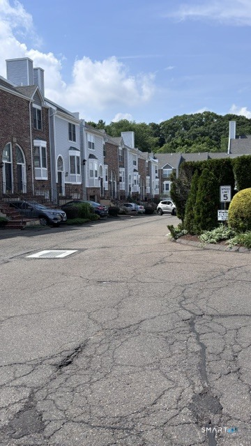 2612 North Avenue, e9, Bridgeport, CT 06604 | For Sale at $319,000