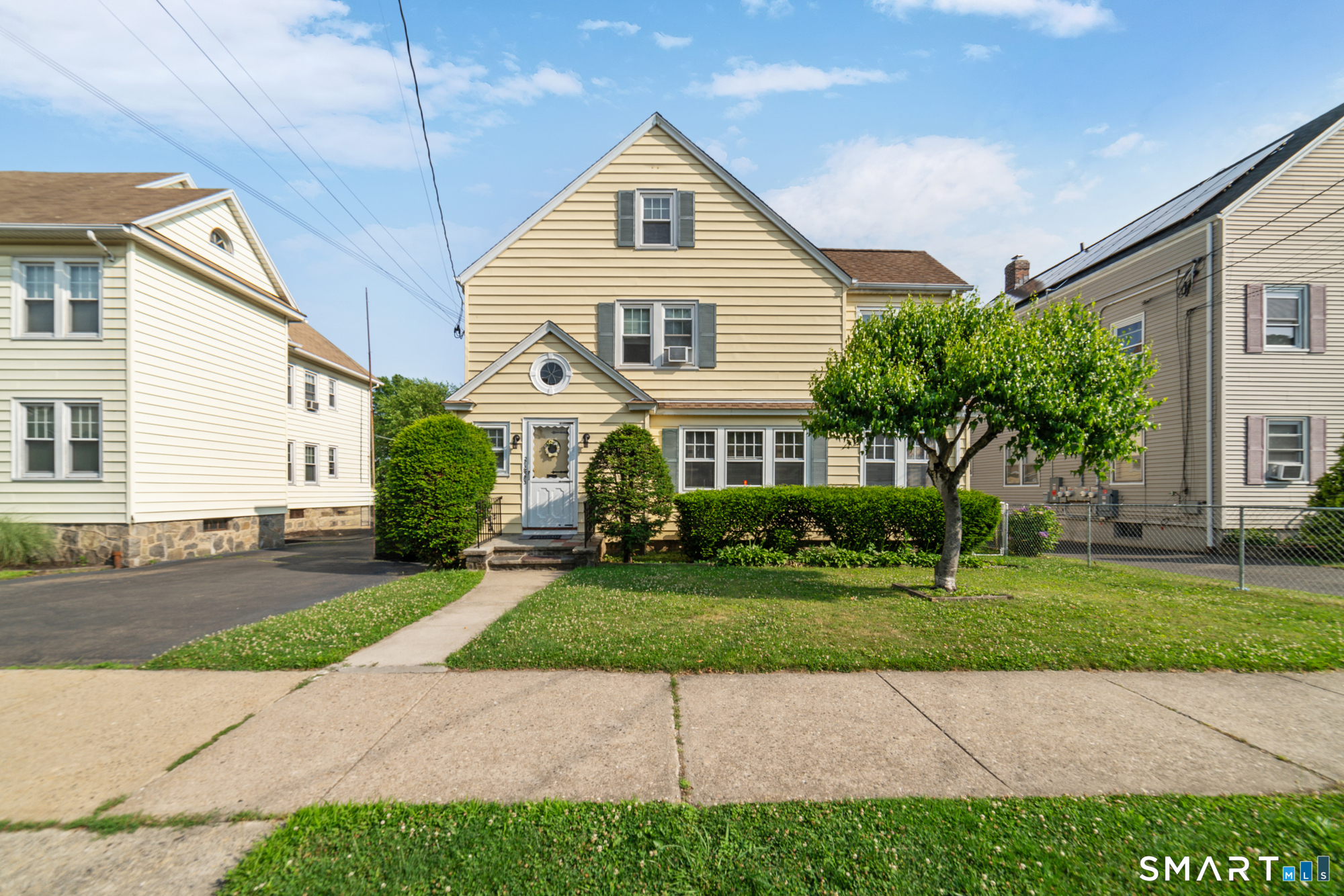 283 Salem Street, Bridgeport, CT 06606 | For Sale at $695,000