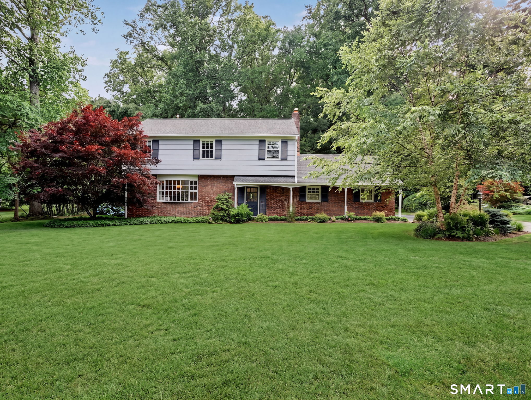 1061 Galloping Hill Road, Fairfield, CT 06824 | For Sale at $1,100,000