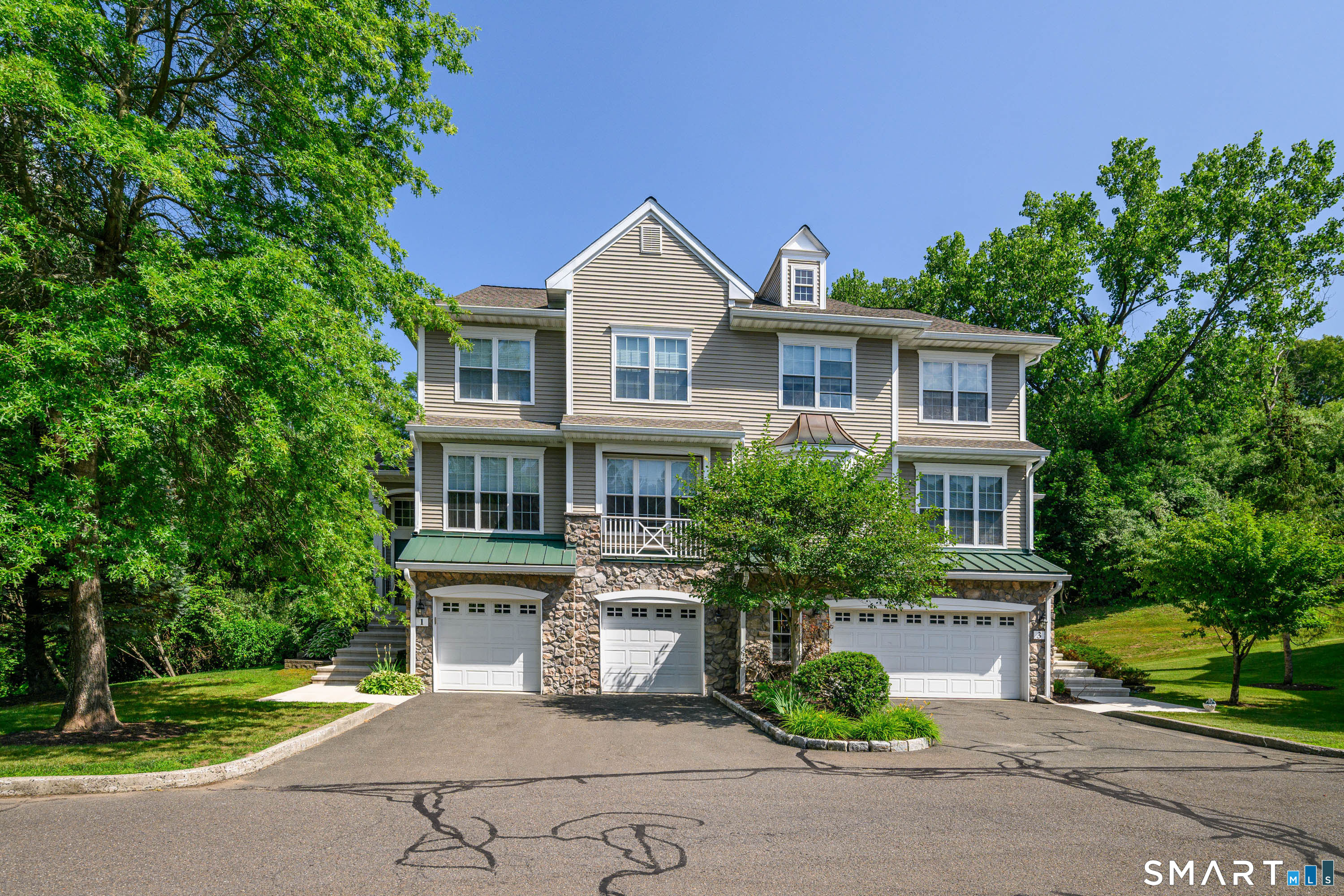 1 Cambridge Drive, 1, Danbury, CT 06811 | For Sale at $625,000