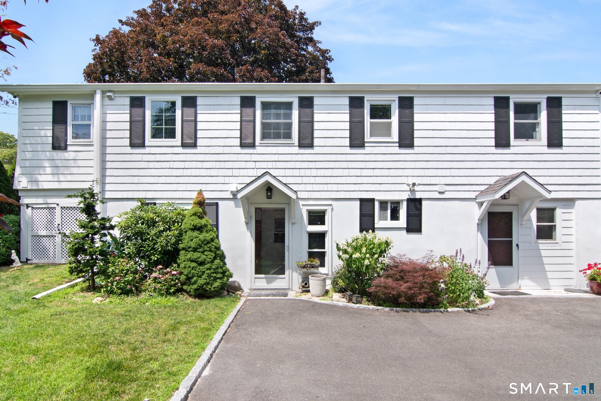 298 Strawberry Hill Avenue, Norwalk, CT 06851 | For Sale at $730,000