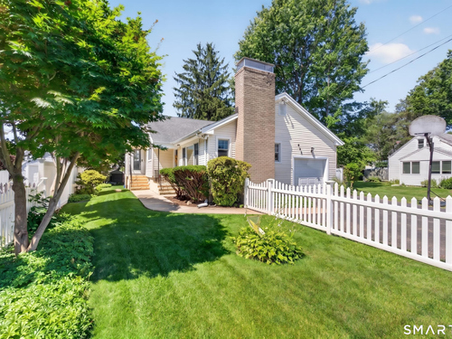  single family home for sale located at 633 High Street, Fairfield, CT 06824