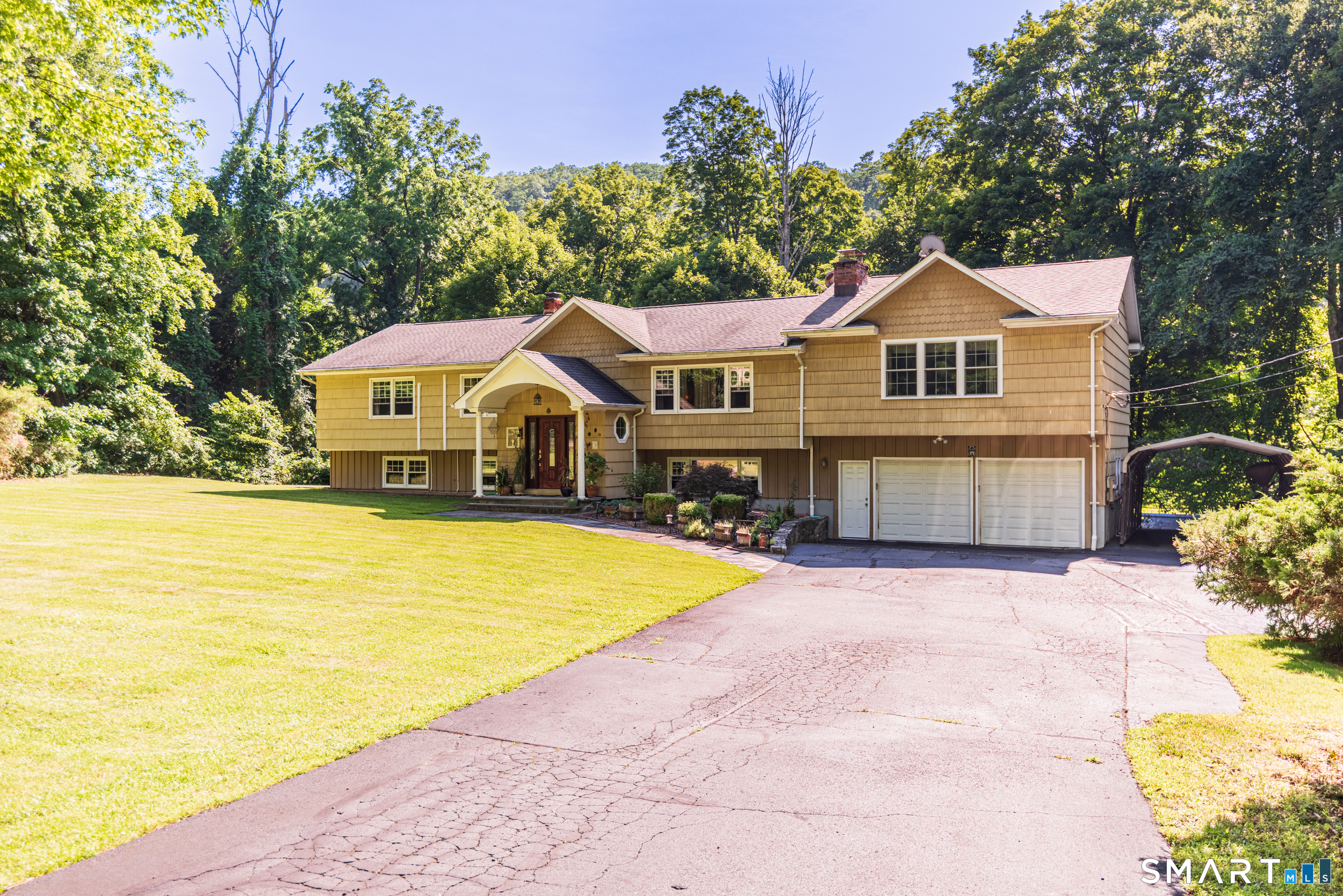 20 Pine Mountain Road, Ridgefield, CT 06877 | For Sale at $985,000