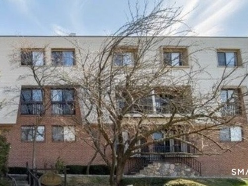  condo home for sale located at 1 Valley Road, 101, Stamford, CT 06902