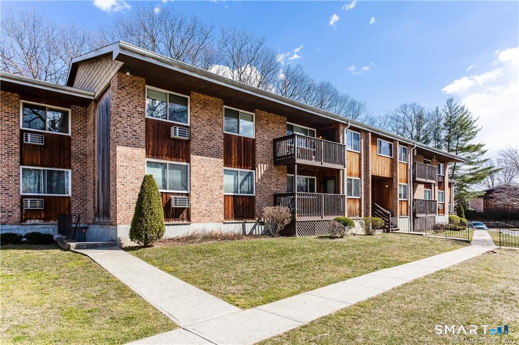 333 Vincellette Street, 149, Bridgeport, CT 06606 | For Sale at $247,000