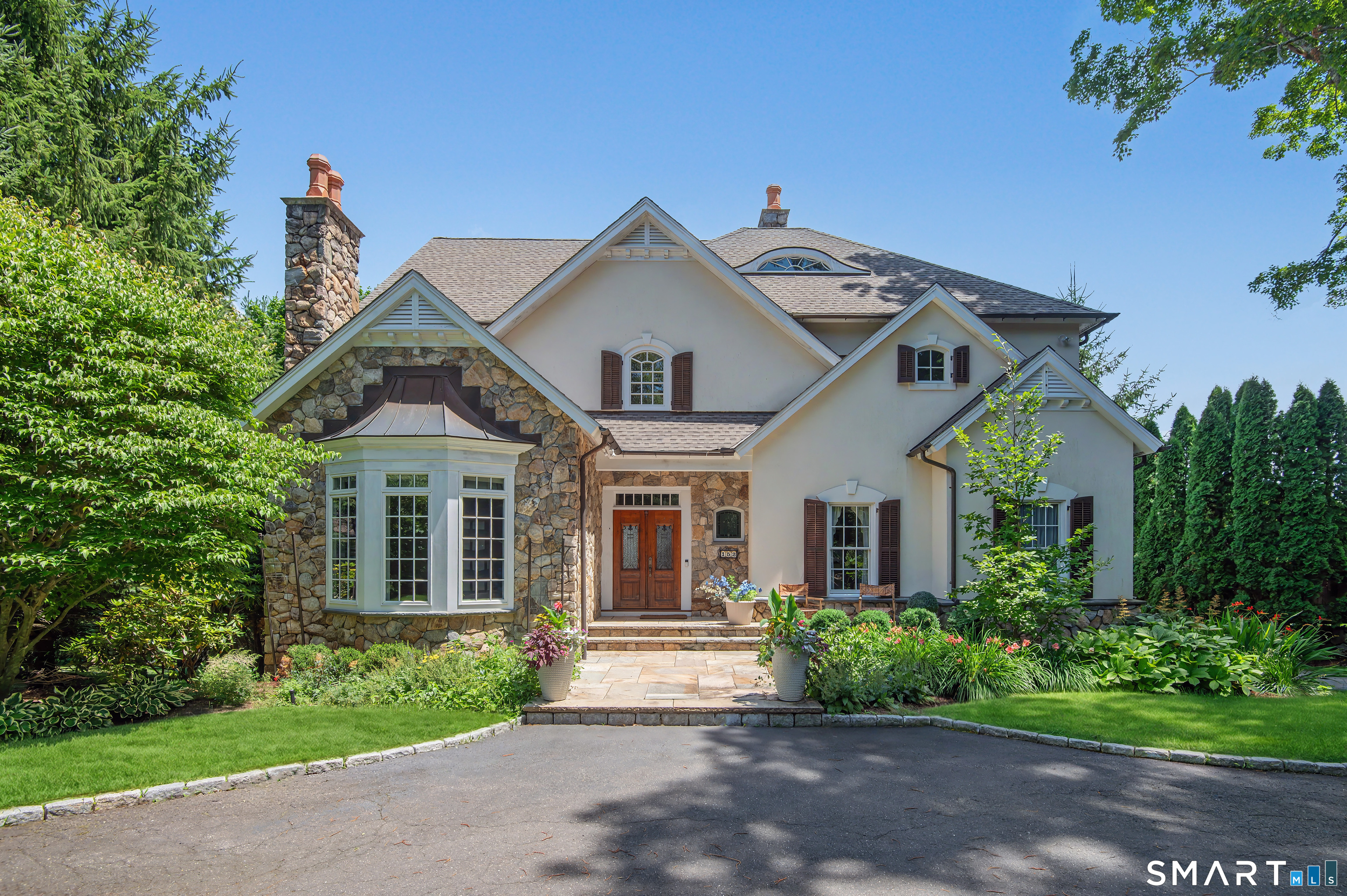 152 High Ridge Avenue, Ridgefield, CT 06877 | For Sale at $1,995,000