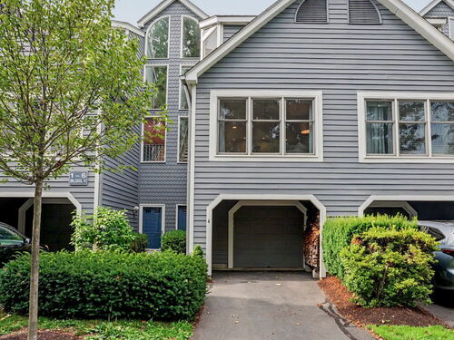  townhouse condo sold located at 4 Fawn Ridge Lane, 4, Wilton, CT 06897