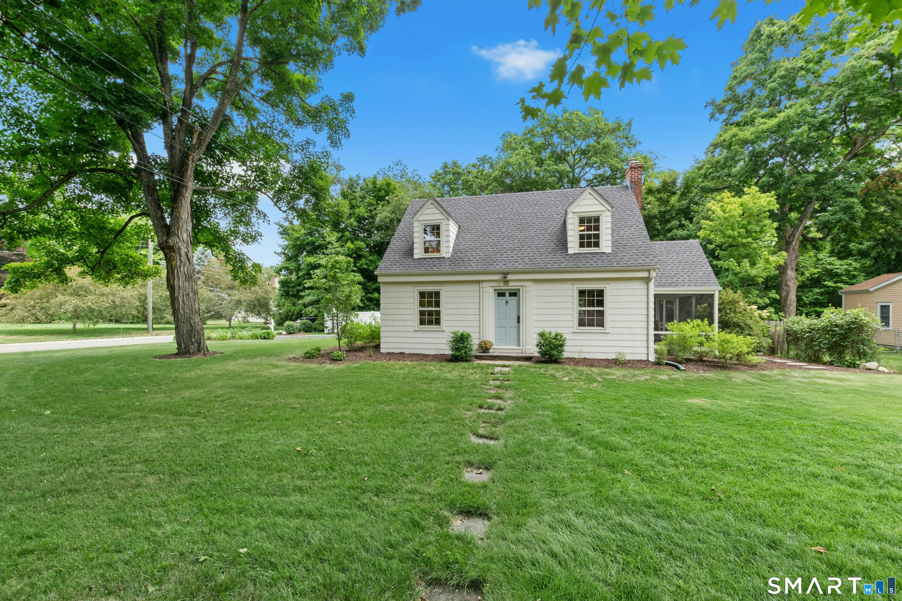 46 Toilsome Avenue, Norwalk, CT 06851 | For Sale at $789,000