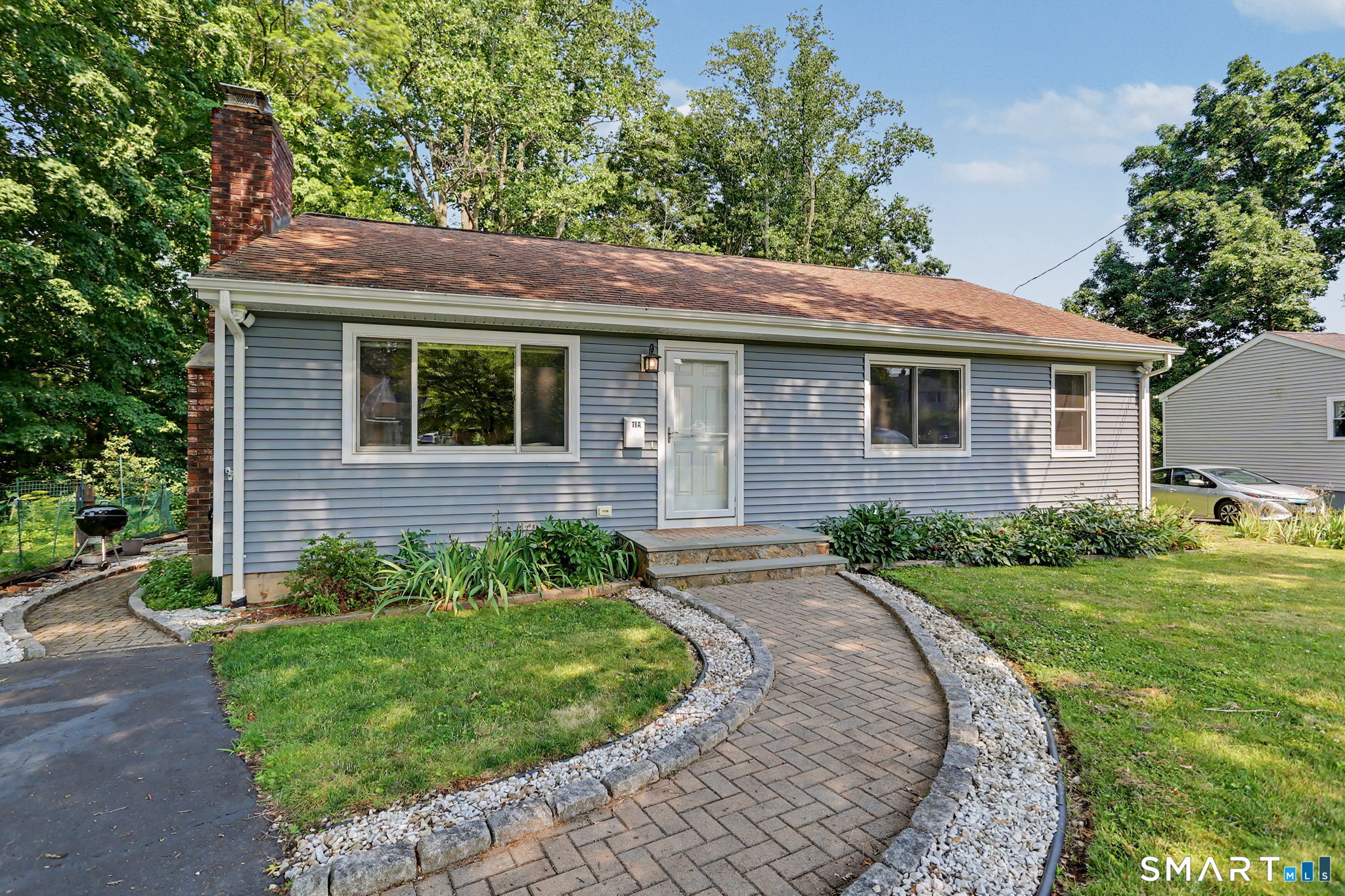 11-A Greenlawn Drive, Fairfield, CT 06825 | For Sale at $599,000