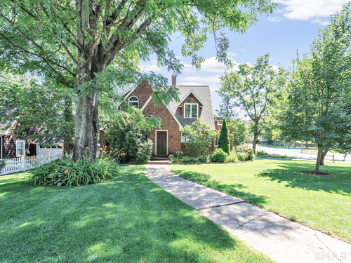  single family home for sale located at 2 Winthrop Avenue, Norwalk, CT 06851
