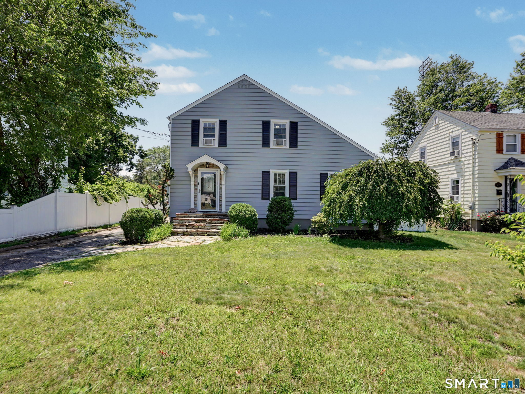 43 Glendale Road, Stratford, CT 06614 | For Sale at $450,000