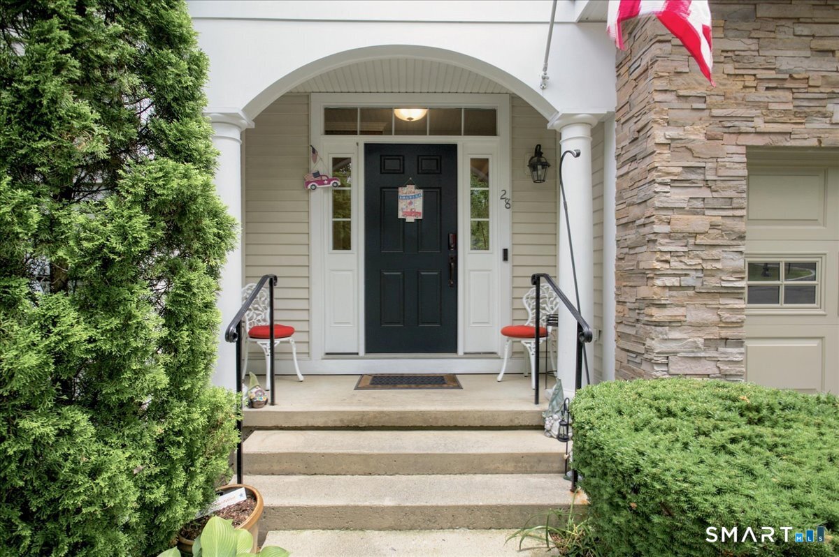 28 Woodcrest Lane, 28, Danbury, CT 06810 | For Sale at $565,000