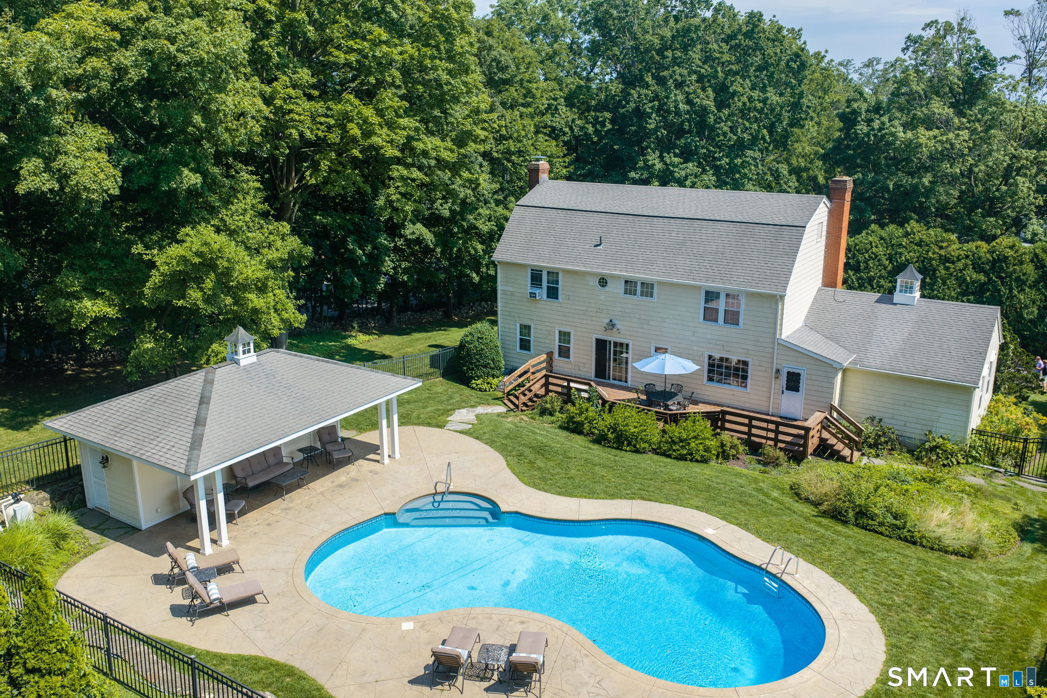 100 Sherley Place, Fairfield, CT 06825 | For Sale at $875,000