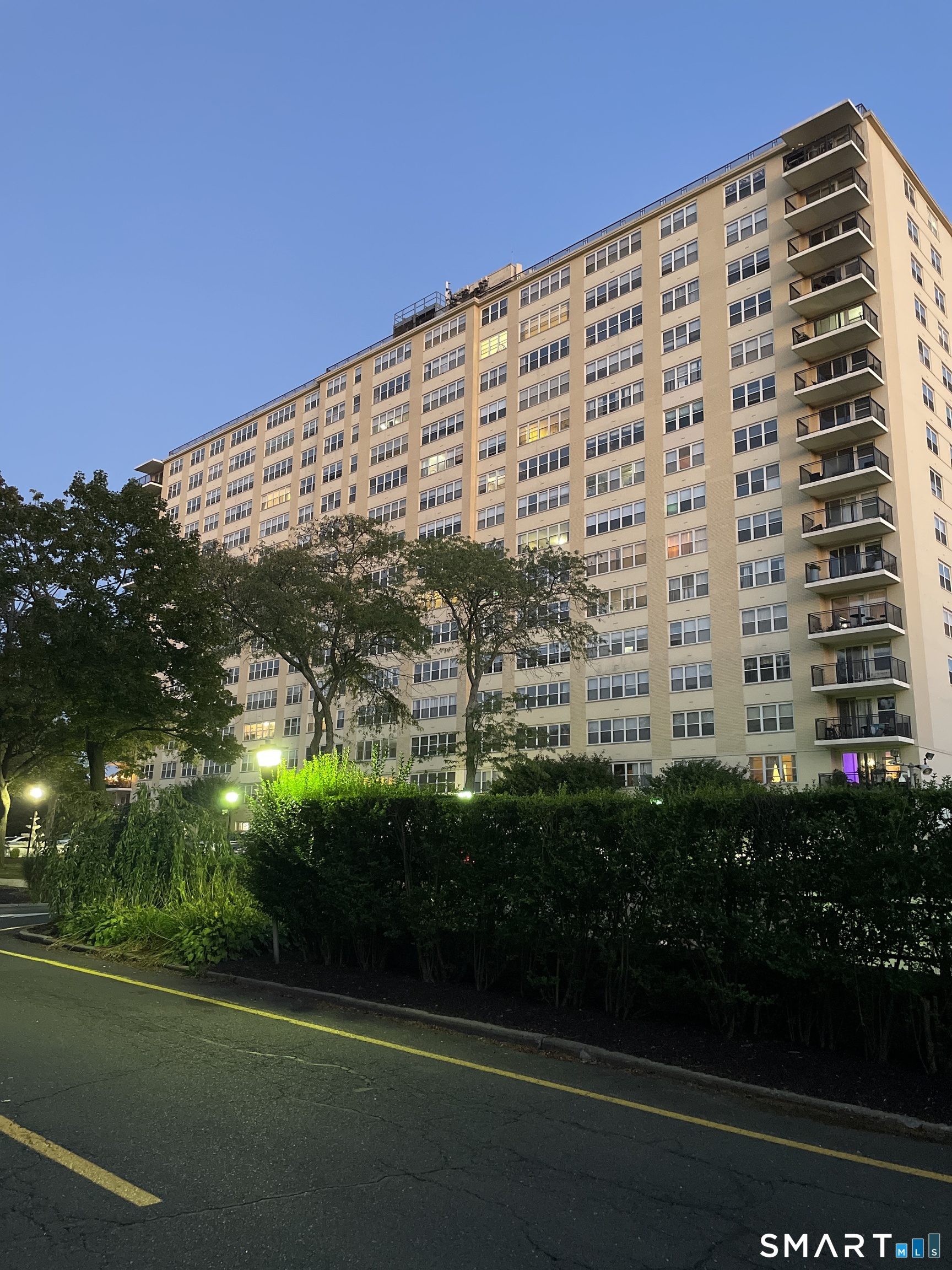 2625 Park Avenue, 11p, Bridgeport, CT 06604 | For Sale at $325,000
