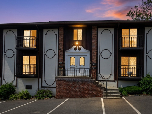  condo home for sale located at 54 Hope Street, t, Stamford, CT 06906