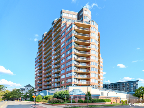  condo home for sale located at 25 Forest Street, 4f, Stamford, CT 06901