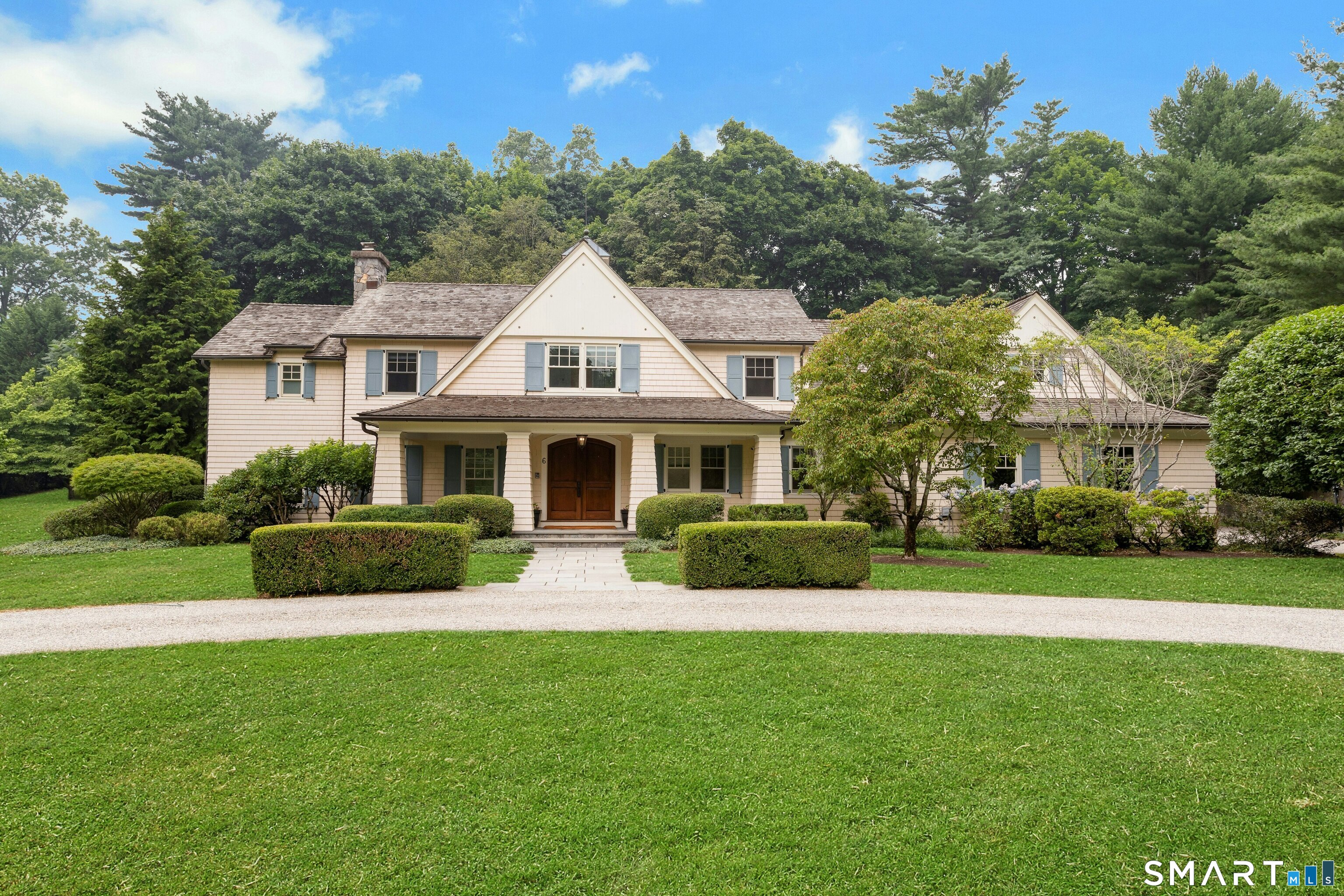 6 Searles Road, Darien, CT 06820 | For Sale at $4,450,000