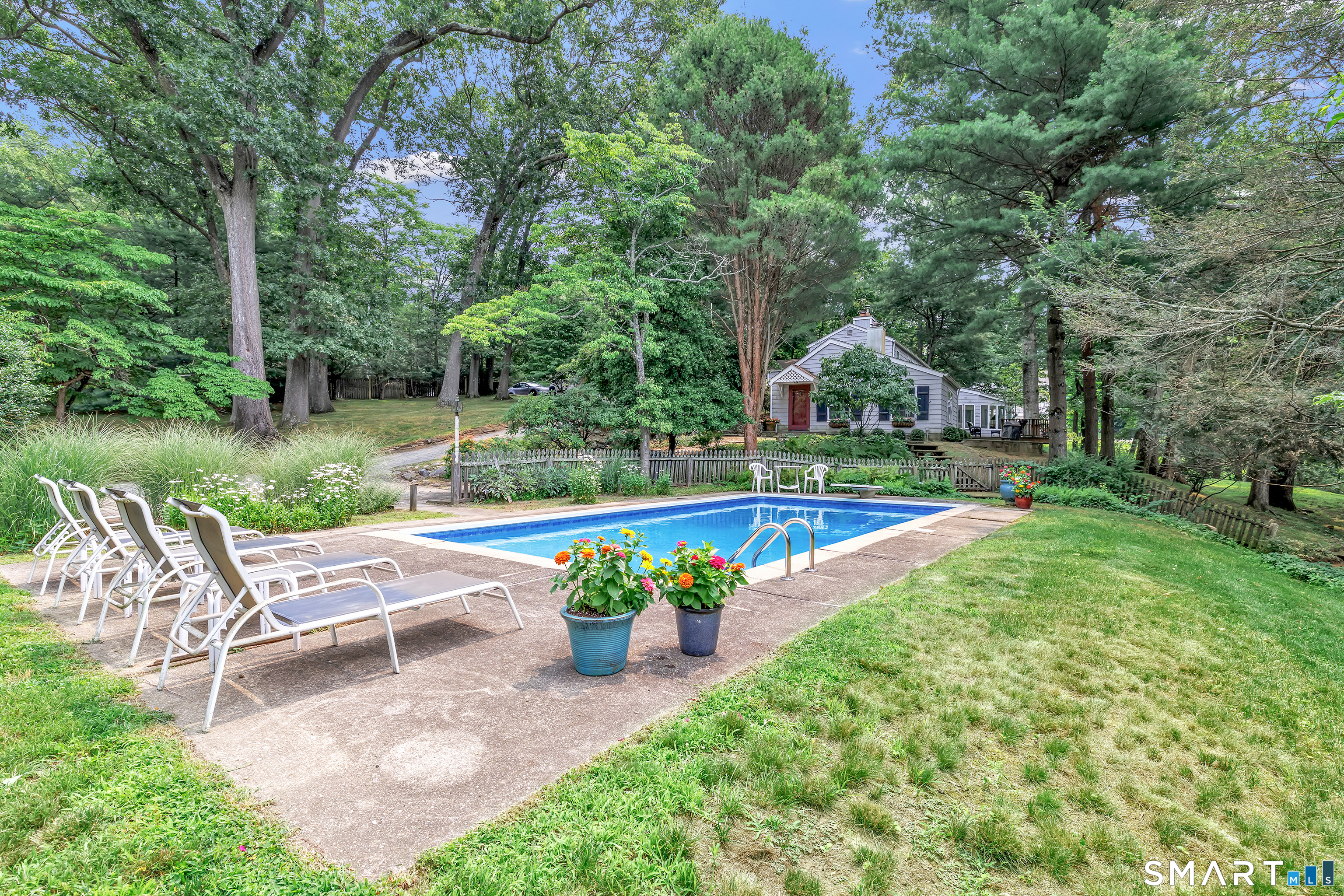 107 Roseville Road, Westport, CT 06880 | For Sale at $1,199,000