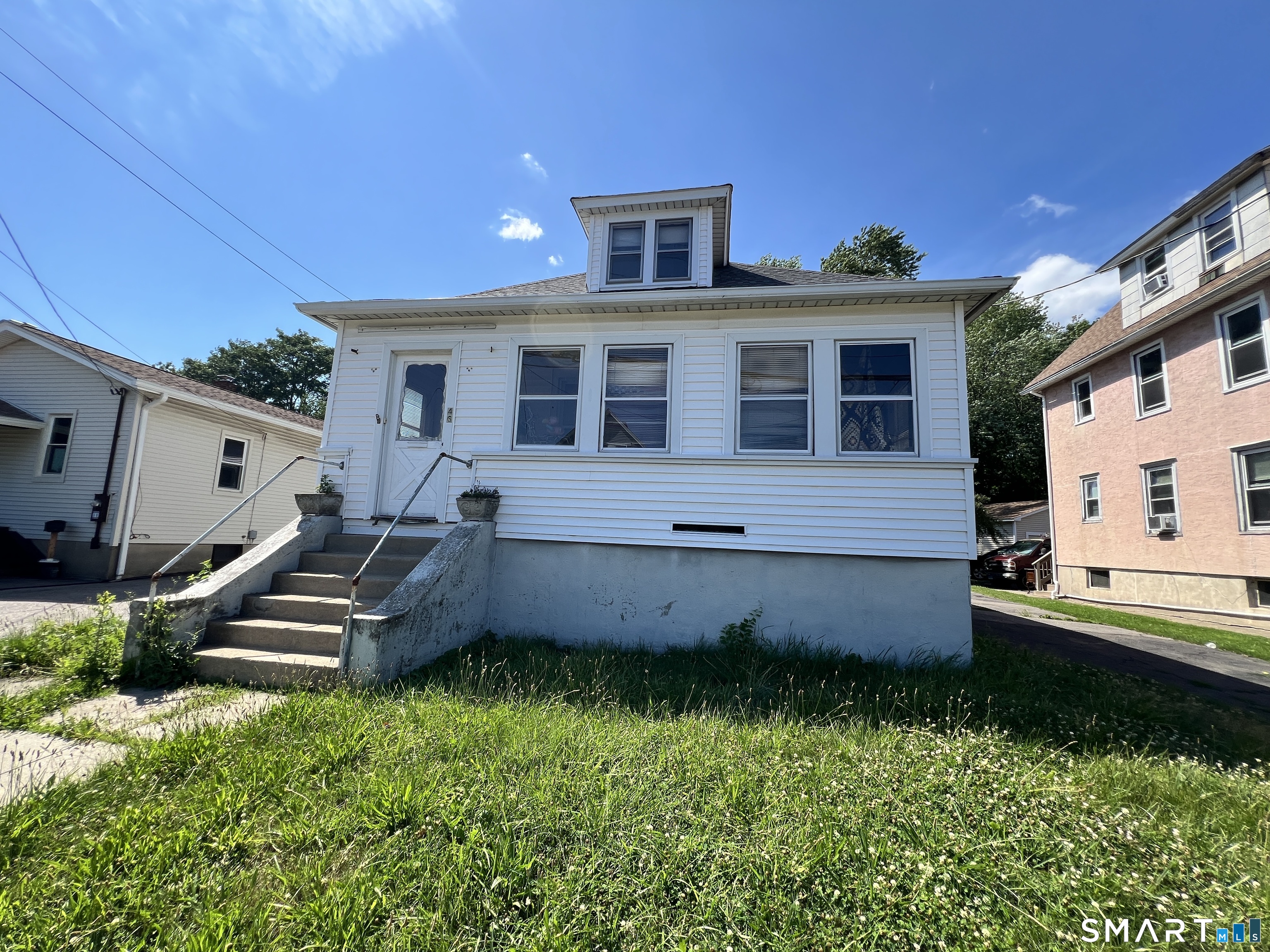 46 Arlington Street, Bridgeport, CT 06606 | For Sale at $295,000