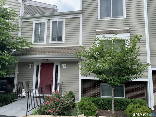  townhouse condo for sale located at 71 Aiken Street, o3, Norwalk, CT 06851